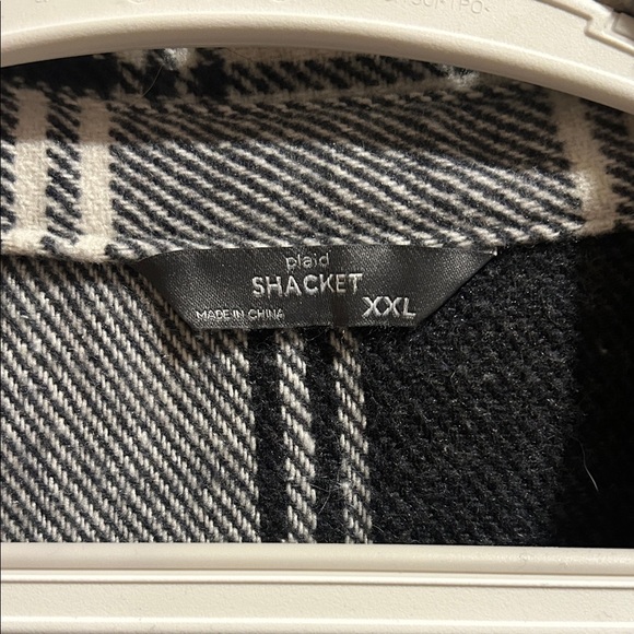 Plaid Shacket - Women’s 2XL - Picture 2 of 5